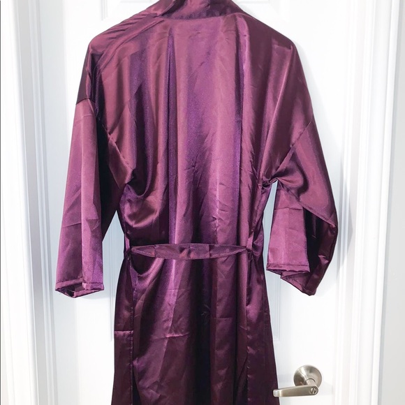 Silk Robe - Picture 3 of 6